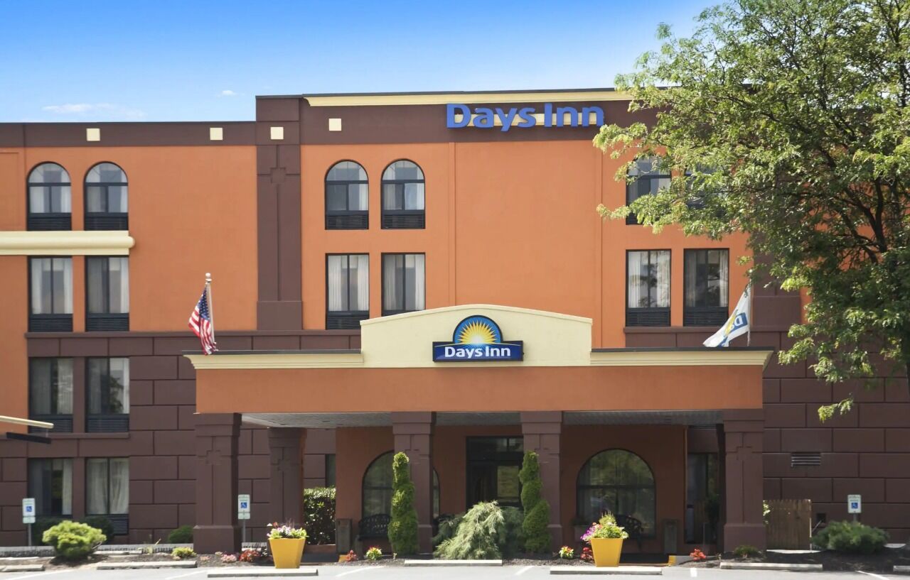 Days Inn By Wyndham Reading Wyomissing Esterno foto